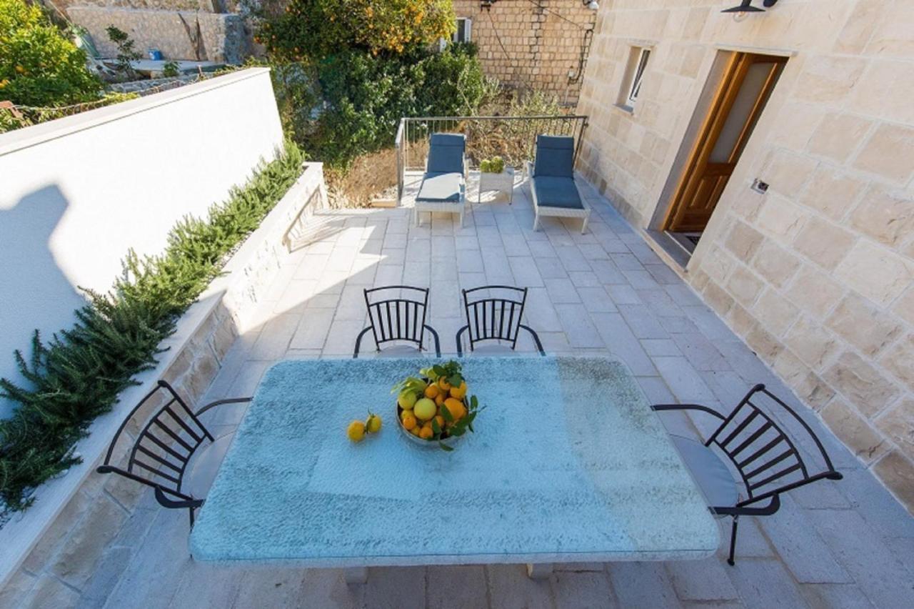 Apartments Kralj 2 챠브타트 외부 사진