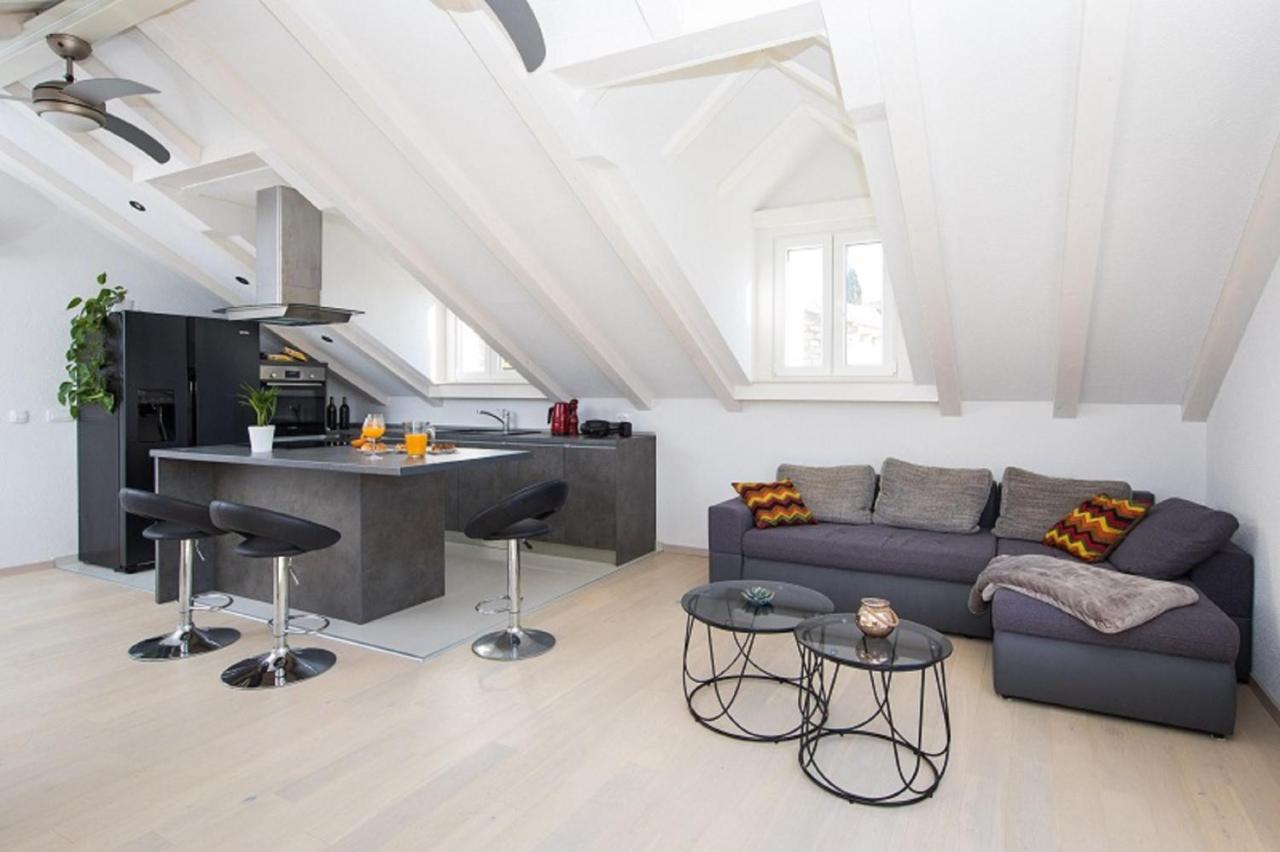 Apartments Kralj 2 챠브타트 외부 사진