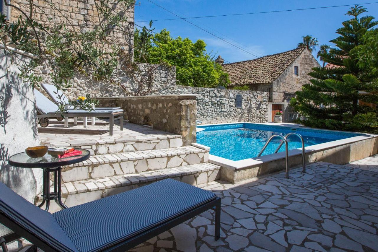 Apartments Kralj 2 챠브타트 외부 사진