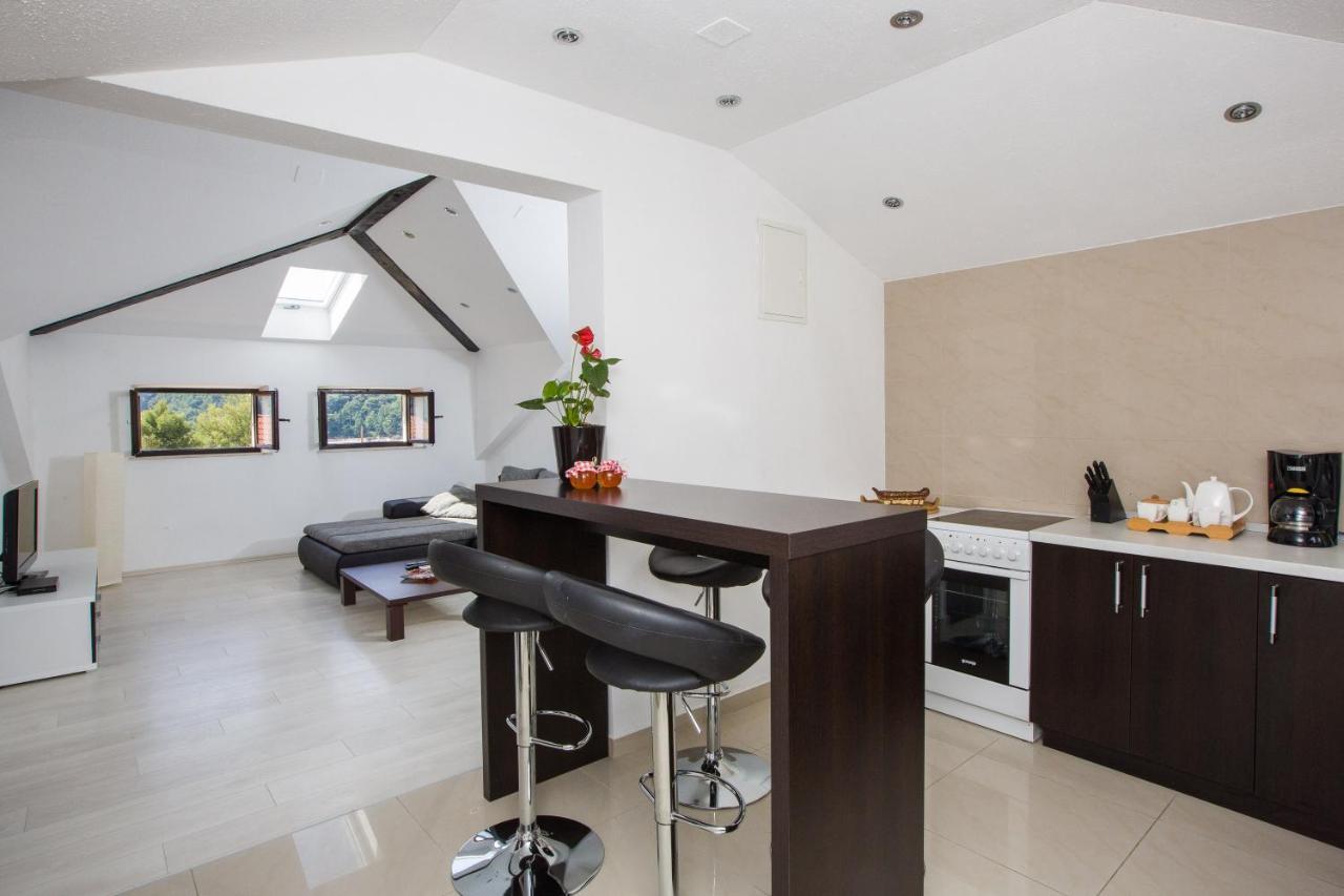 Apartments Kralj 2 챠브타트 외부 사진