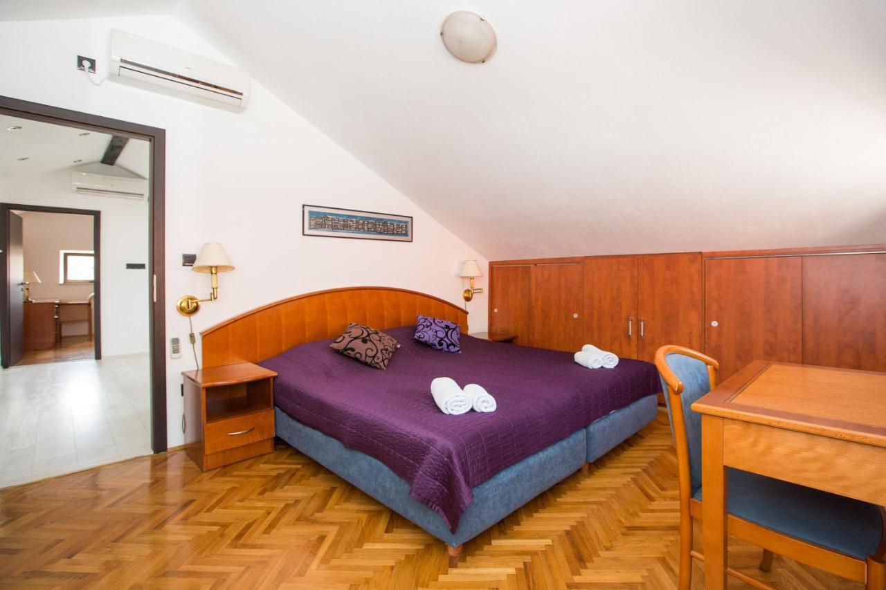 Apartments Kralj 2 챠브타트 외부 사진